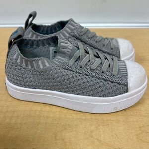 Native Gray and White Kids Knit Sneakers Shoes Size 9